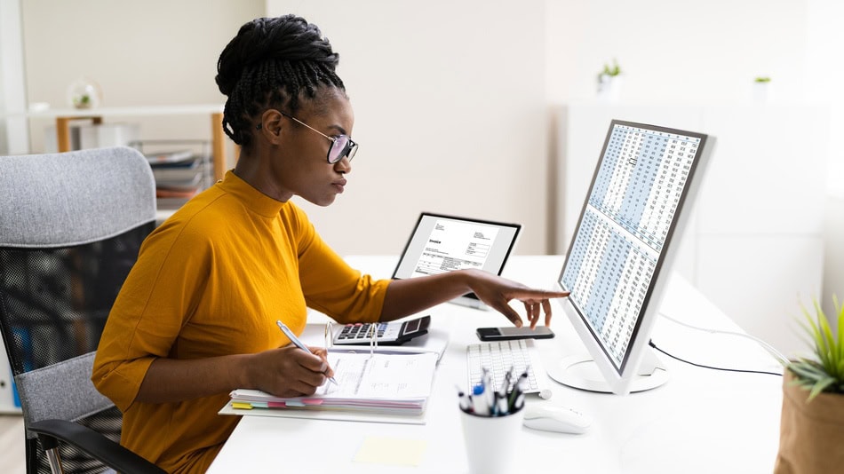 Un software de contabilidad es una herramienta informática que se utiliza para registrar las transacciones y datos financieros de una empresa de forma continua
