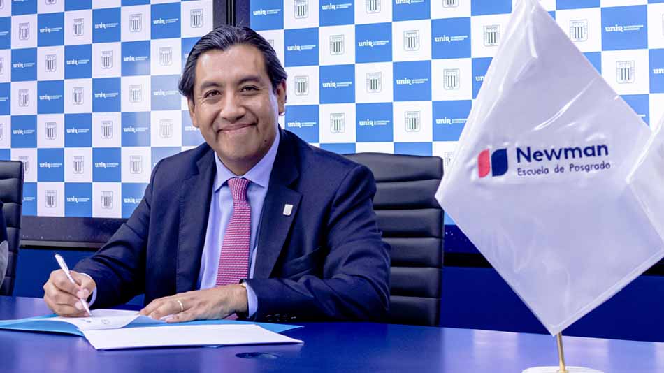 Dr. Martín Santivañez, rector de Escuela de Posgrado Newman.