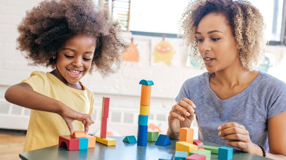 El neurodesarrollo infantil es el proceso donde se da el desarrollo del sistema nervioso central y cerebro hasta madurar