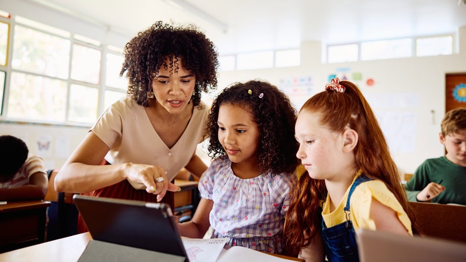 Las orientaciones pedagógicas para el desarrollo de competencias favorece el trabajo colaborativo