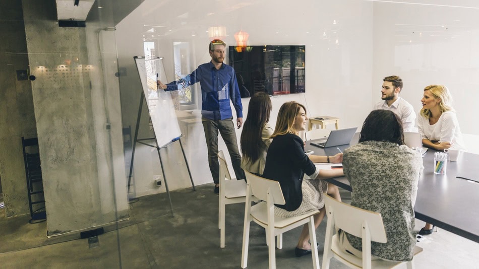 El salario real de un profesional de marketing en Perú no solo está definido por el cargo que ocupes