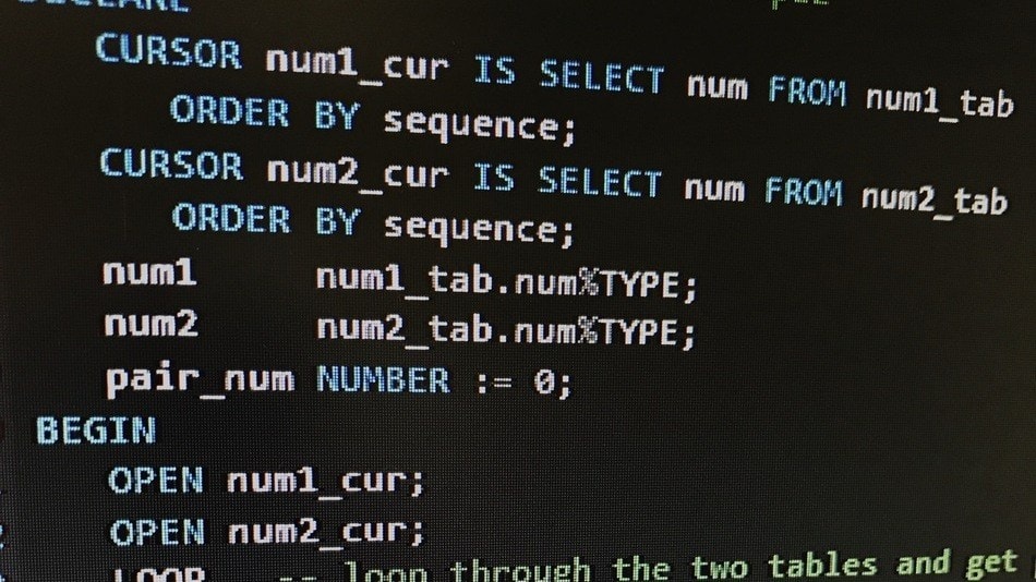 El PL/SQL surge ante la necesidad de ampliar las posibilidades del SQL
