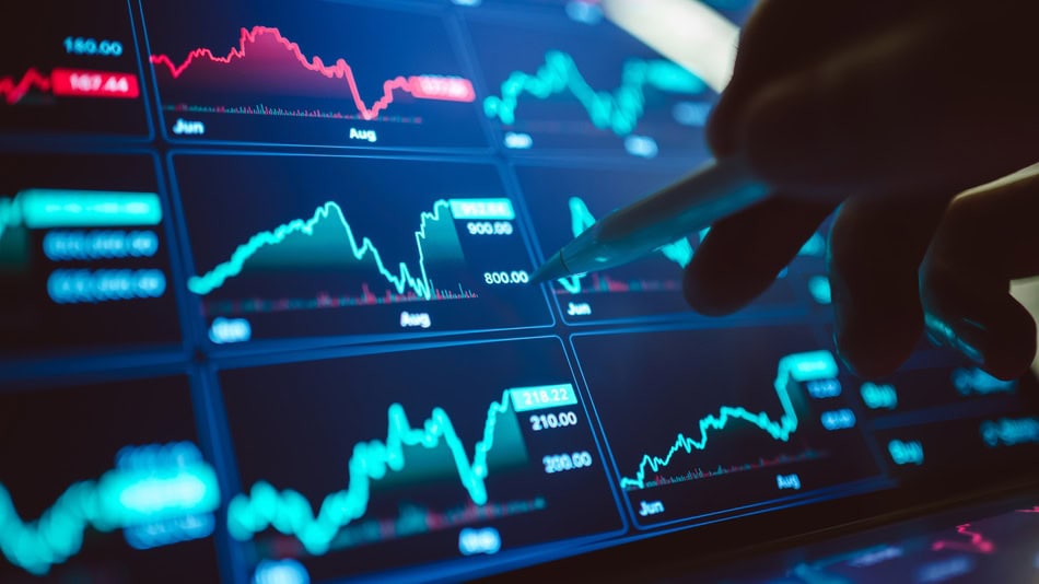 Estudiar finanzas implica aprender a analizar n&uacute;meros, interpretar datos y tomar decisiones basadas en informaci&oacute;n econ&oacute;mica