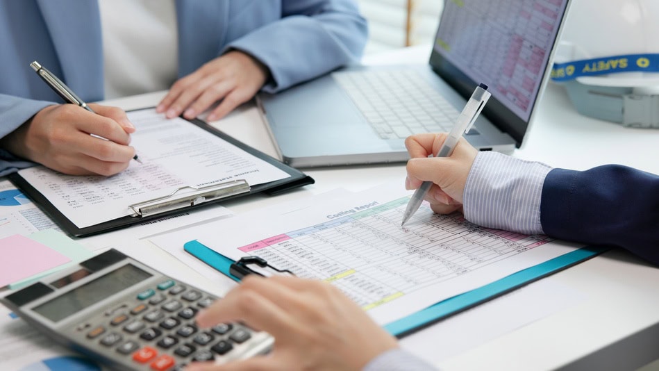 Los contadores auditores cumplen funciones más estratégicas, relacionadas con la planificación tributaria y el control de riesgos