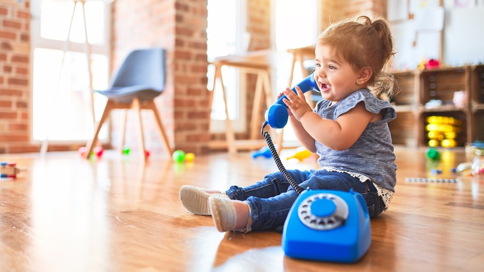una de las áreas del desarrollo psicomotor está el habla y lenguaje